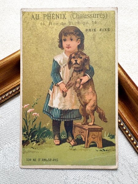 画像2: Vintage Trade Card　アンティーク　トレードカード　女の子と犬　ダックスフンド　靴店　フランス (2)