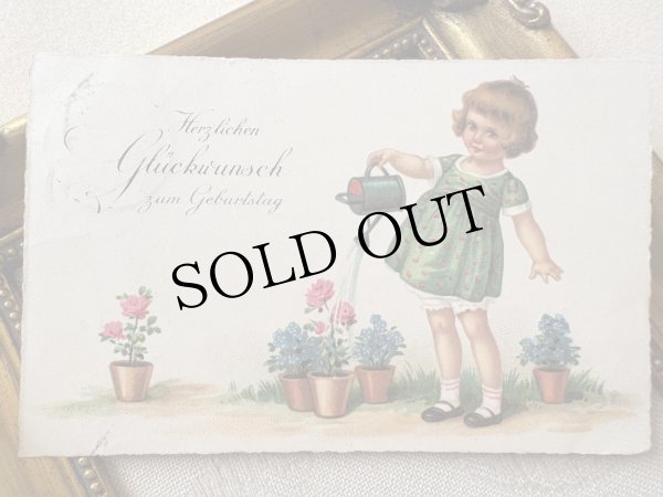 画像2: Postcard 　アンティークポストカード   お花にお水を与える女の子　ドイツ1933年 (2)