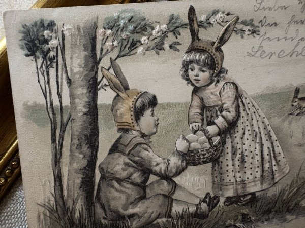 画像3: Postcard  アンティークポストカード   イースター ウサギと子どもたち うさぎの被り物 ドイツ1903年 (3)