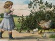 画像3: Postcard  アンティークポストカード   イースター ニワトリとヒヨコにそーっと近づく女の子 ドイツ1907年 (3)