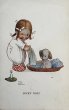 画像1: Postcard 　アンティークポストカード　犬のベッドのお世話をする女の子　A4604 Mabel Lucie Attwell　(未使用) (1)