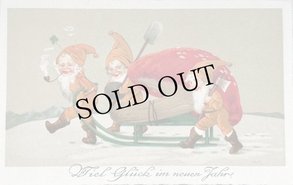 画像1: Postcard 　アンティークポストカード 　新年祝い　New Year　キノコをソリで運ぶノーム妖精たち　Marie Flatscher　（未使用） (1)