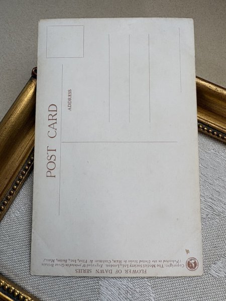 画像3: Postcard  アンティークポストカード　教会のドアと女の子　The Open Door　Margaret Tarrant　イギリス　（未使用） (3)