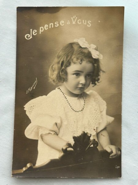 画像1: Postcard    アンティークポストカード　リボンの女の子　写真　（未使用） (1)