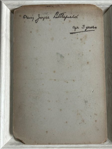 画像4: Vintage Cabinet Card Photo　ビクトリアンフォト　アンティーク　肖像写真　お人形と女の子（大判写真） (4)