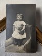 画像2: Postcard　アンティークポストカード　クマのプルトイ女の子　テディベア　ぬいぐるみ　ドイツ　肖像写真　（未使用） (2)