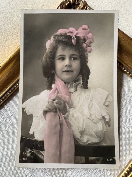 画像2: Postcard　アンティークポストカード　女の子　フランス　1905年　写真 (2)
