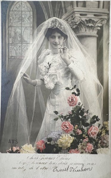 画像1: Postcard　アンティークポストカード　ウエディングドレスの花嫁　フランス　写真 (1)