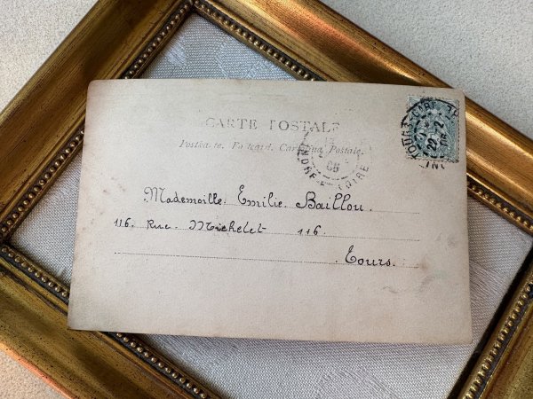 画像3: Postcard　アンティークポストカード　サクランボを食べる子どもたち　傘　写真　フランス　1906年 (3)