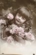 画像1: Postcard　アンティークポストカード　薔薇のお花と女の子　写真　ベルギー　１９０６年 (1)