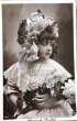 画像1: Postcard　アンティークポストカード　薔薇のお花と女の子　写真　レース　フランス (1)
