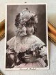 画像2: Postcard　アンティークポストカード　薔薇のお花と女の子　写真　レース　フランス (2)