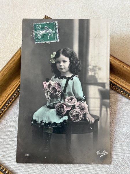 画像2: Postcard　アンティークポストカード　薔薇のお花と女の子　写真 (2)