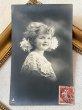 画像2: Postcard　アンティークポストカード　女の子　レース　写真　フランス1905年 (2)