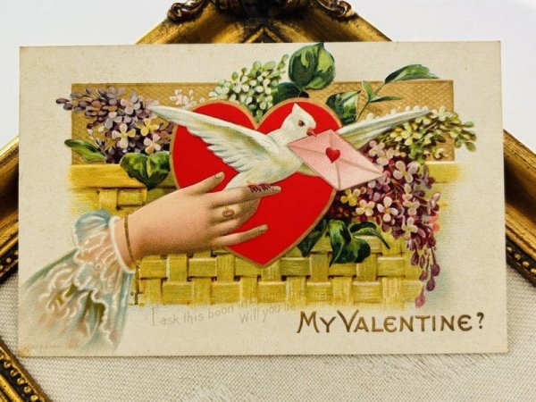 画像2: Postcard  アンティークポストカード 手とお花   白鳩 手紙 指輪 バレンタイン (2)