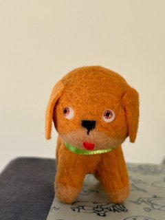 アンティークポストカード　可愛いドールと少女シリーズ アンティークポストカード お人形を抱く愛らしい少女 H.Manuel