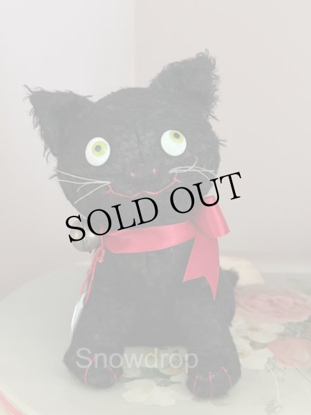 画像2: 【ご予約済】Snowdrop ハンドメイド　アンティーク風ぬいぐるみ　黒猫　ジャーマンモヘア　（16.5cm） (2)