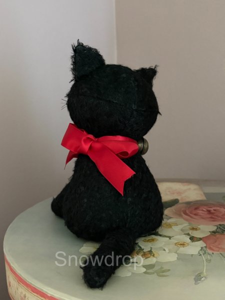 画像7: 【ご予約済】Snowdrop ハンドメイド　アンティーク風ぬいぐるみ　黒猫　ジャーマンモヘア　（16.5cm） (7)