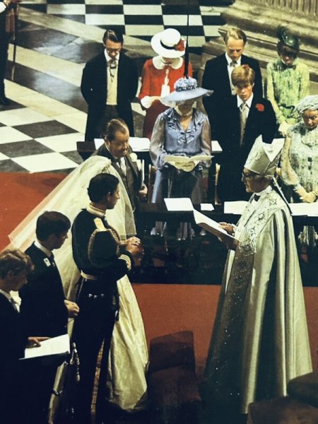 画像2: Postcard　ポストカード　イギリス王室　チャールズ皇太子とダイアナ妃　結婚式　ロイヤルウエディング　1981年　（未使用） (2)