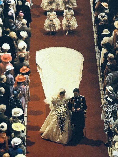 画像2: Postcard　ポストカード　イギリス王室　チャールズ皇太子とダイアナ妃　結婚式　ロイヤルウエディング　1981年　（未使用） (2)