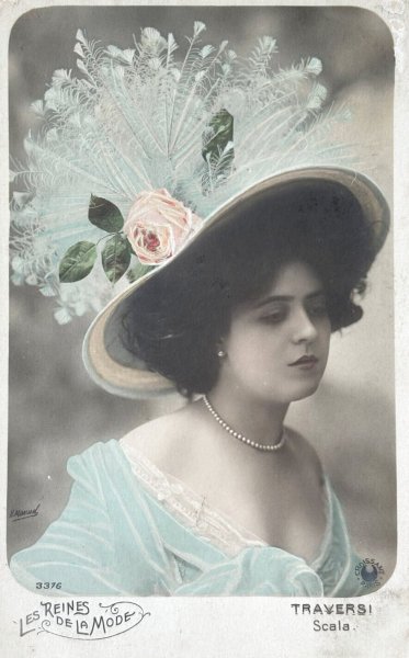 画像1: Postcard　アンティークポストカード　羽帽子の女性　フランス　写真　 (1)