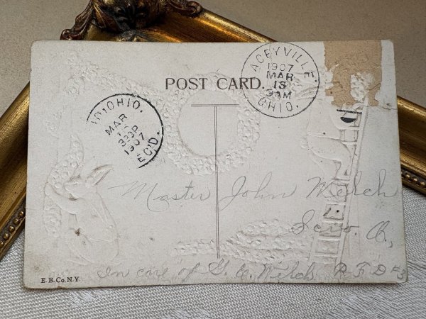 画像4: Postcard 　アンティークポストカード   イースター　飾りつけをするウサギさん　卵　兎　うさぎ　1907年 (4)