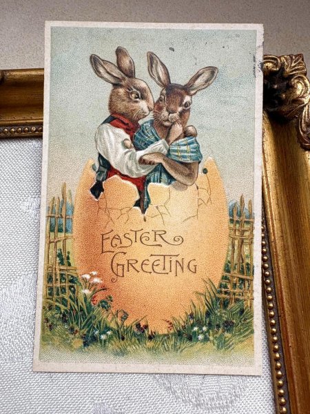 画像2: Postcard 　アンティークポストカード   イースター　大きな卵の中のウサギさん　兎　うさぎ　1910年 (2)