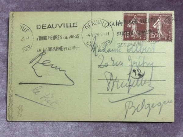 画像2: Postcard  アンティークポストカード　Deauville　ドーヴィル　海辺の人々　フランス1928年 (2)
