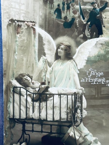 画像2: Postcard　アンティークポストカード　眠る女の子を見守る天使　写真 (2)