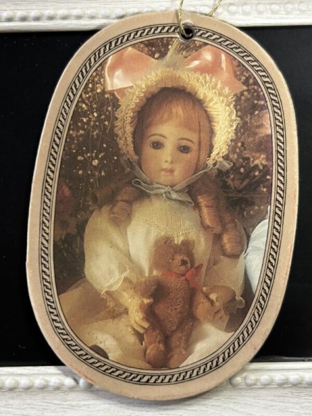 画像2: Vintage Cardboard Ornament Victorian Dolls　ビンテージ　ビクトリアンドール　クリスマスオーナメント飾り　人形　Jumeau Long face 1878 (2)