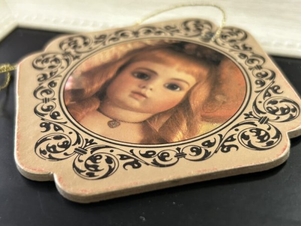 画像2: Vintage Cardboard Ornament Victorian Dolls　ビンテージ　ビクトリアンドール　クリスマスオーナメント飾り　人形　Bru Jeune et Cie 1880 (2)