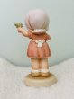 画像4: Vintage Figurine　アメリカ　エネスコ社　ビンテージ人形　陶器　FORGET ME NOT  忘れな草のお花と女の子　1990年代限定品　 マーベル・ルーシー・アトウェル（Mabel Lucie Attwell） (4)