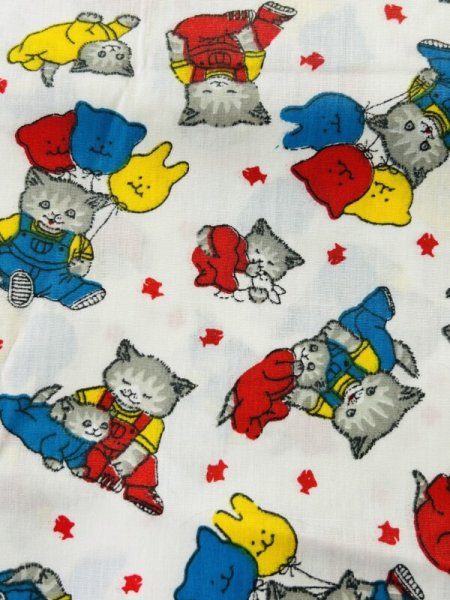 画像3: Vintage fabric  USA. アメリカ　ビンテージ生地　ファブリック　猫　風船　赤ちゃん (3)