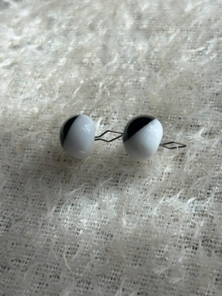 画像4: Glass Eyes　グラスアイ　グーグリーアイ　ポンチ　黒＆白　10mm（1組2個） (4)