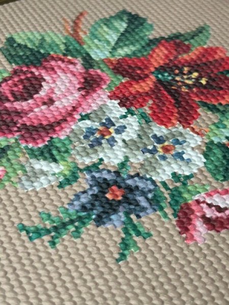 画像3: Vintage Tin 　アメリカ製　お花の缶　エンボス　薔薇など　ギルドクラフト　ニューヨーク　1940年代頃　19.5cm x 8.5cm  (3)