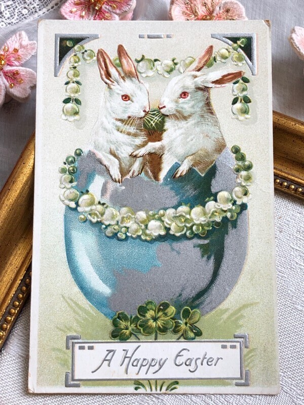 Postcard　アンティークポストカード　イースター 　白兎さんとスズランのお花　卵　うさぎ　ウサギ
